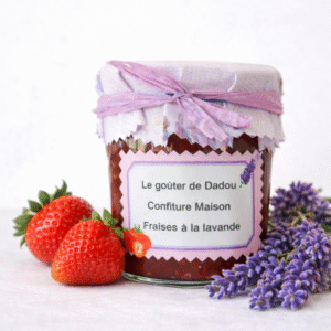 Confiture Maison Fraise à la lavande 250g  Prix au kg : 15,60 €/kg